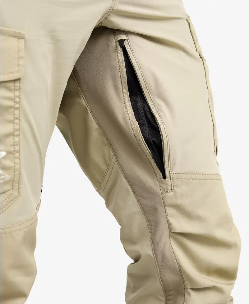 Rambler Lightweight Pro Trousers Men Aluminium