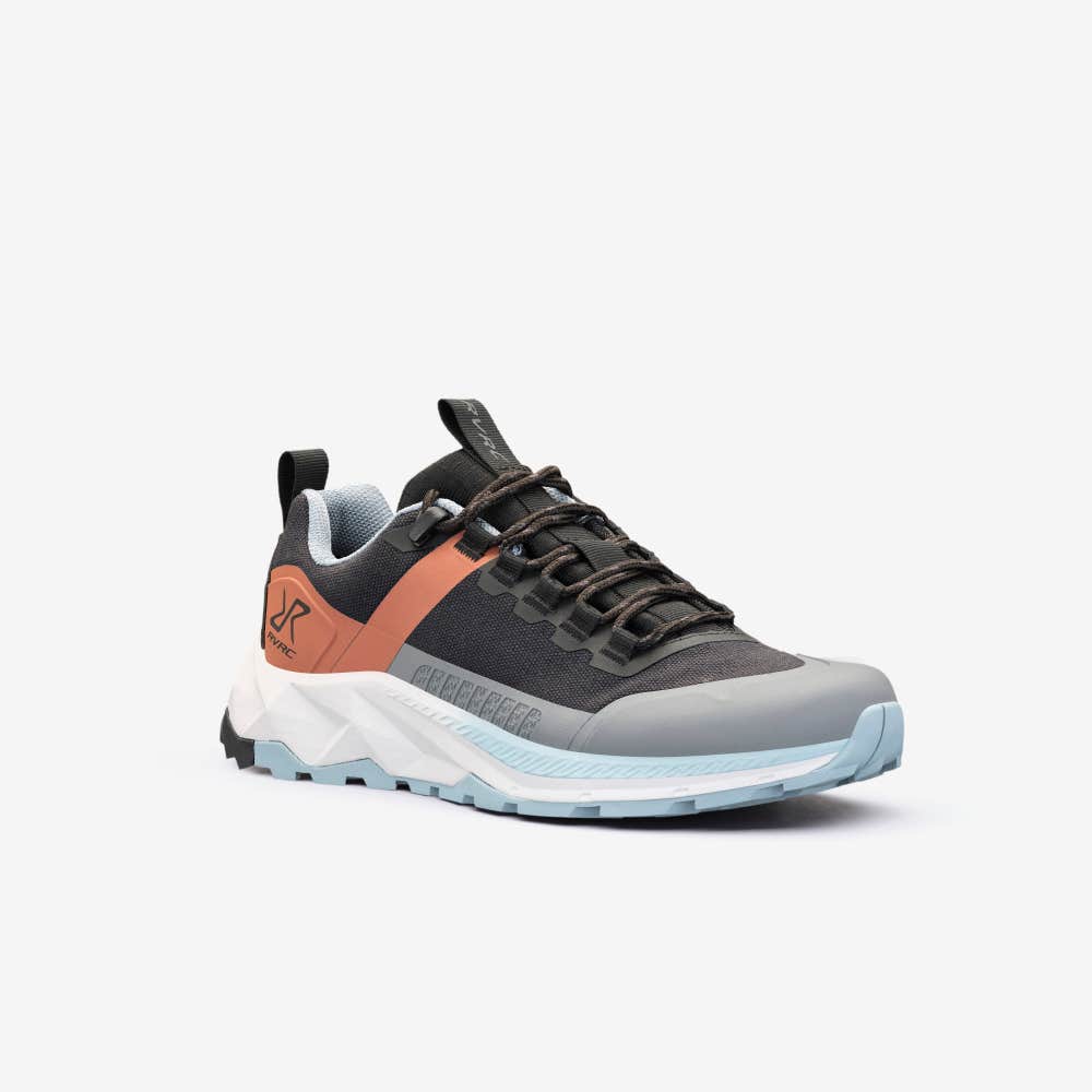 Phantom Trail Low Hiking Shoes